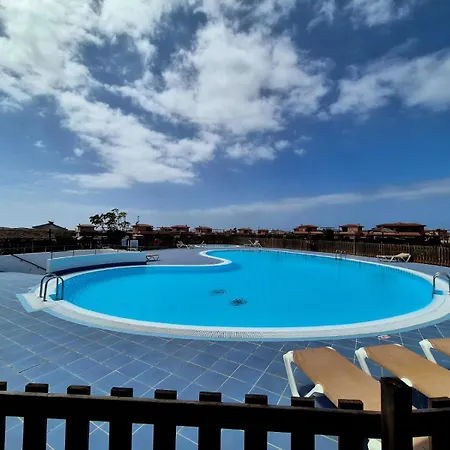 Sunset Oasis Лахарес