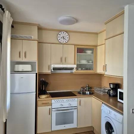 Sunset Oasis Вилла Лахарес